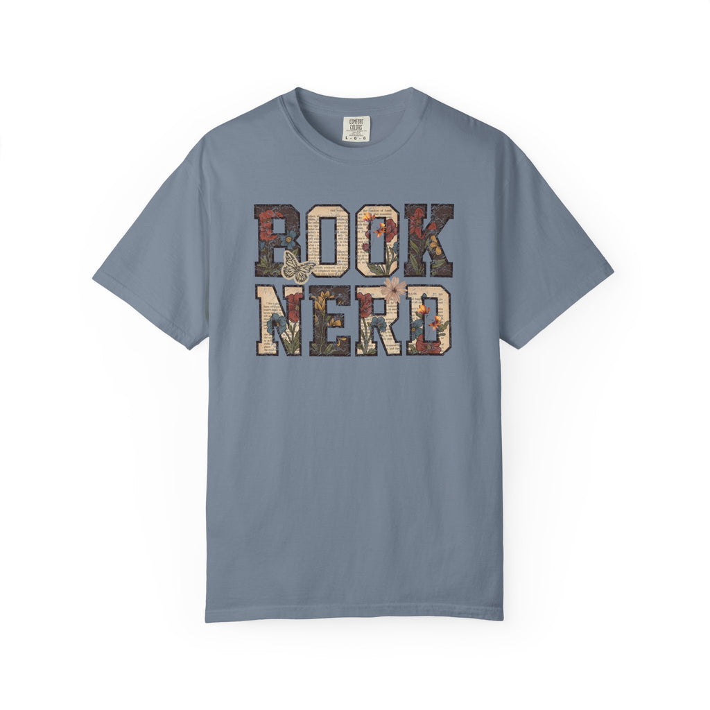 "Book Nerd" - Tee